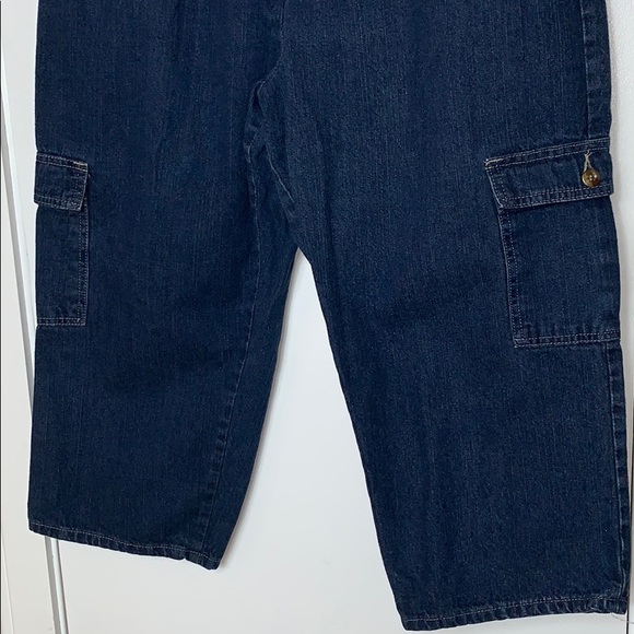 Size 16 Average woman’s blue jean capris - Picture 2 of 6